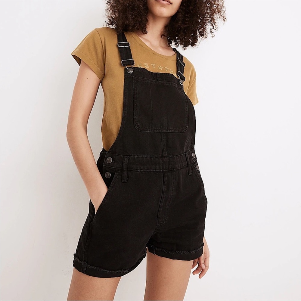 Madewell Adirondack Short Overalls in Washed Black Size XS